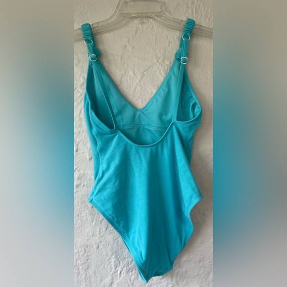 SANCTUARY KNOT HIGH LEG V NECK SCOOP BACK ONE-PIECE SWIMSUIT, BLUE CURACAO; S - Picture 3 of 5